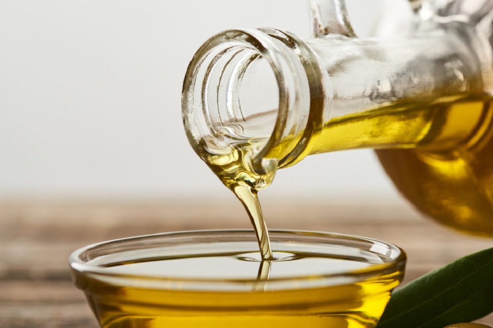 Sunflower oil refining technologies: how to improve its quality and shelf life